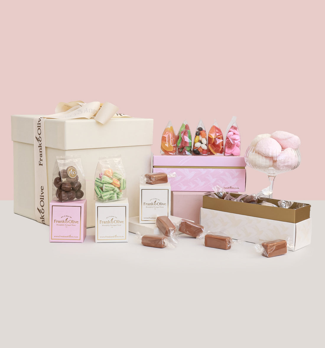 Frank & Olive Summertime Sweetness Deluxe Gift Box Pink & Cream