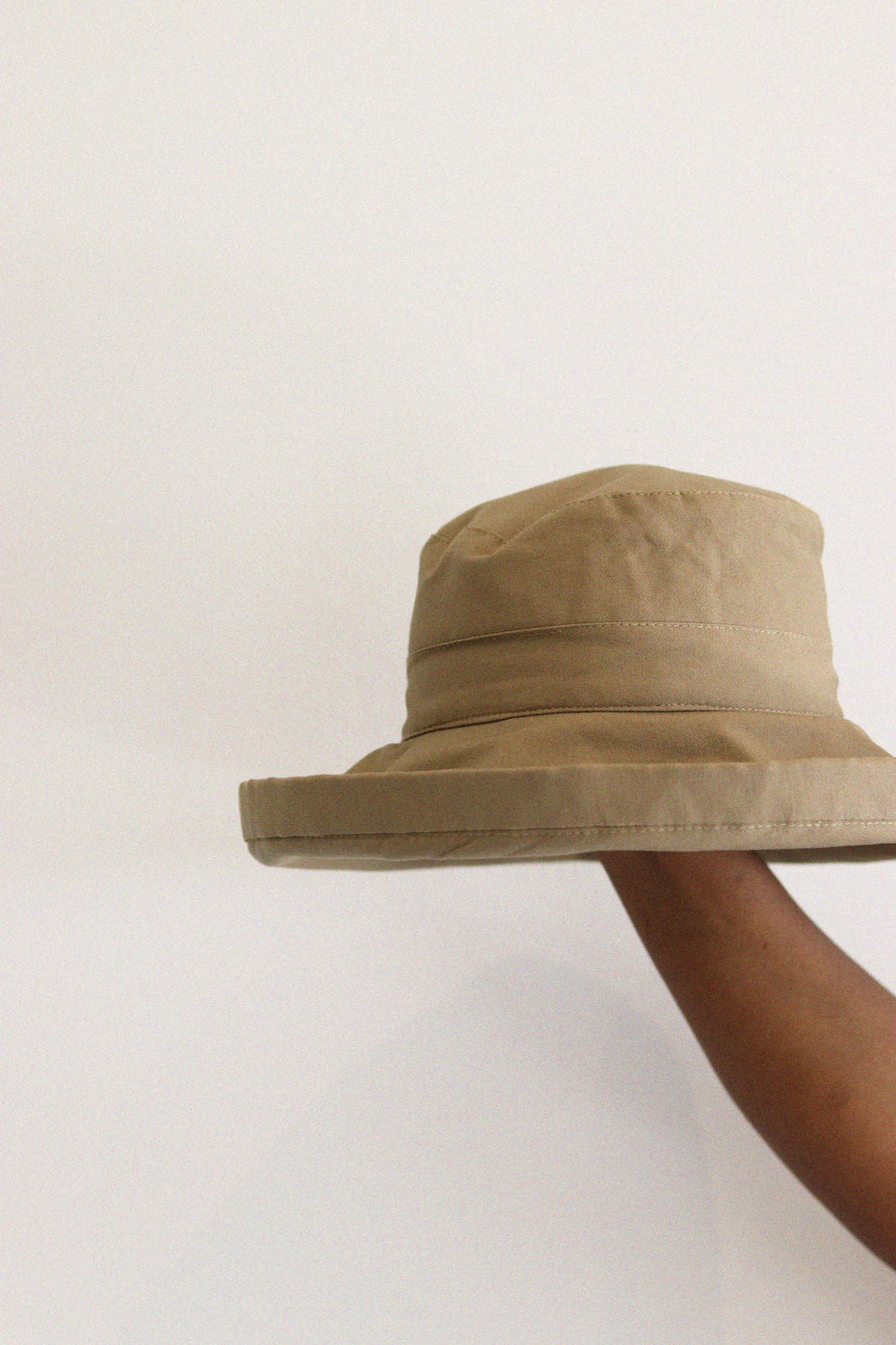 Beagle & Basset The Floppy Hat Olive