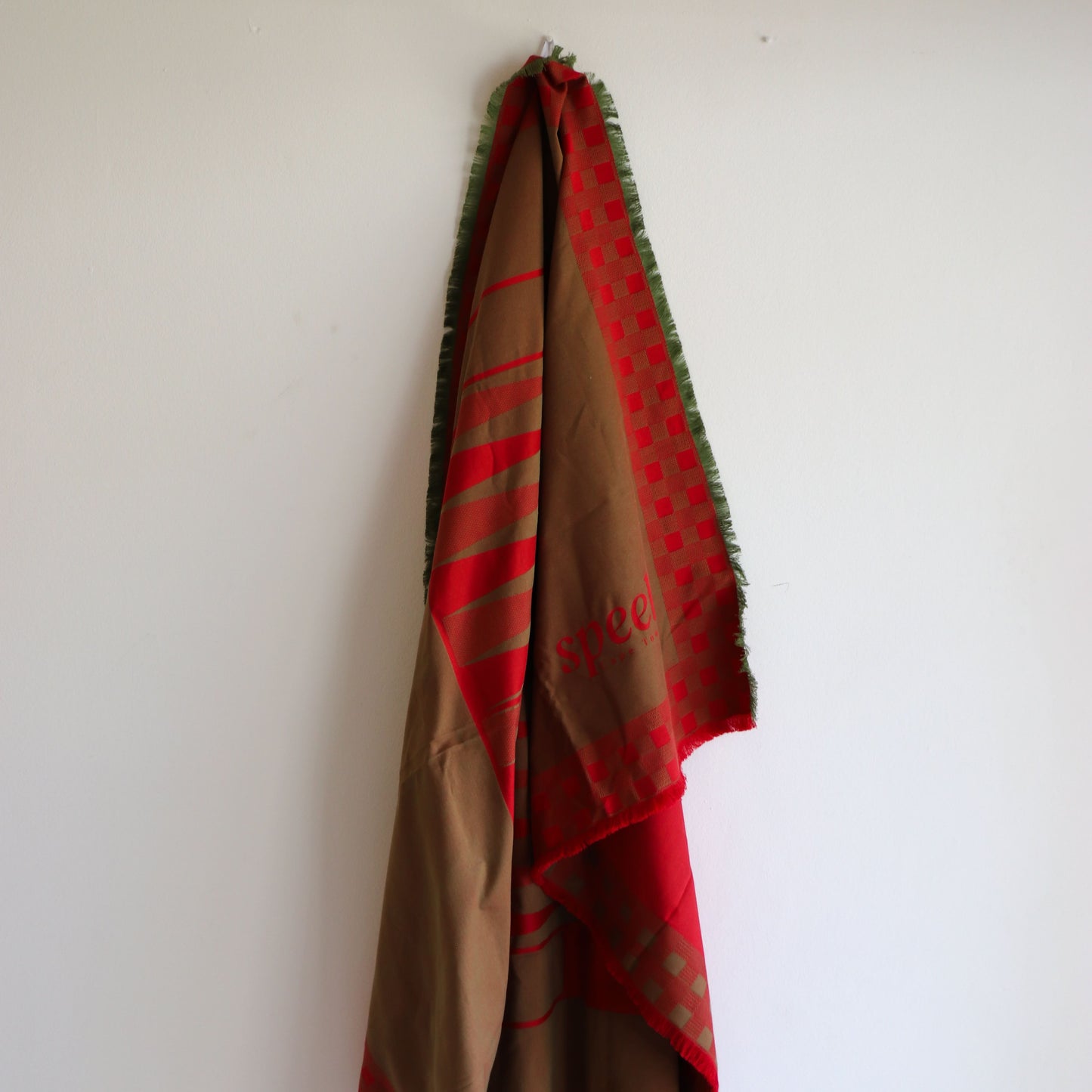 Speel Backgammon Towel Mat Set Red & Gold