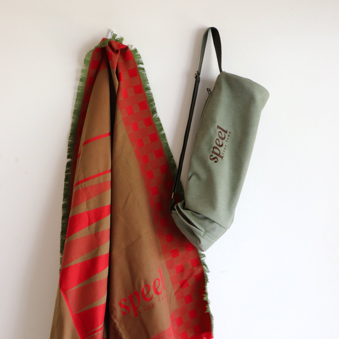 Speel Backgammon Towel Mat Set